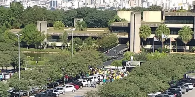 Que o ato do dia 26 de maio não entre para a história