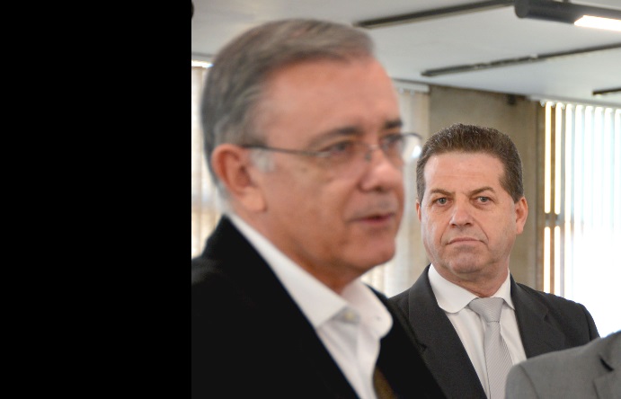 Prefeito faz “manobras para se esquivar de seus atos”, diz ex-secretário