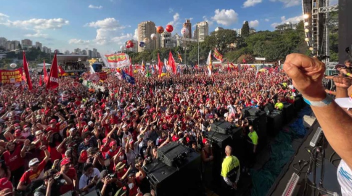 As pessoas de tons pastéis