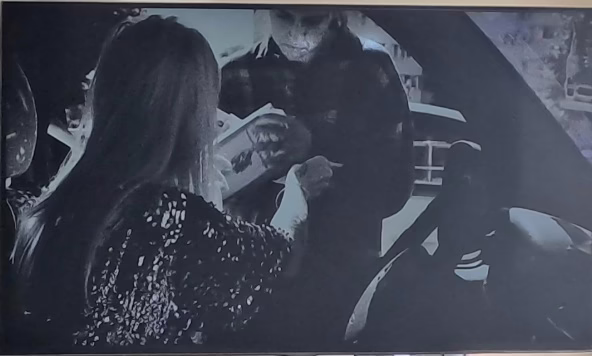 Ambulantes vendem livros no semáforo de Bucareste